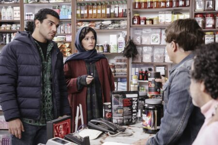 فیلم دو روز دیر تر